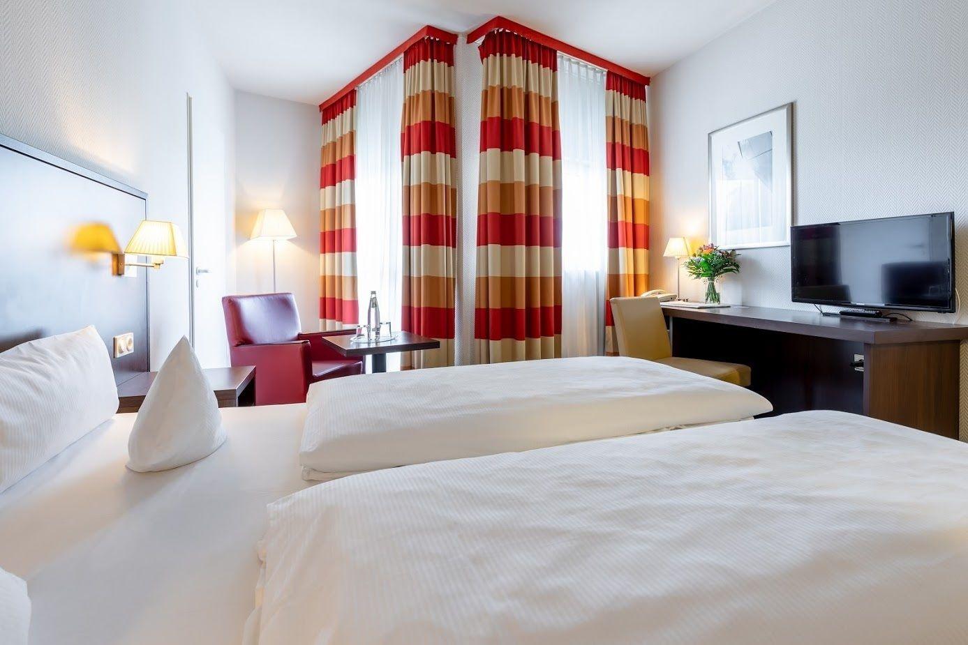 Trip Inn Frankfurt Nordwestzentrum Frankfurt am Main Exteriör bild